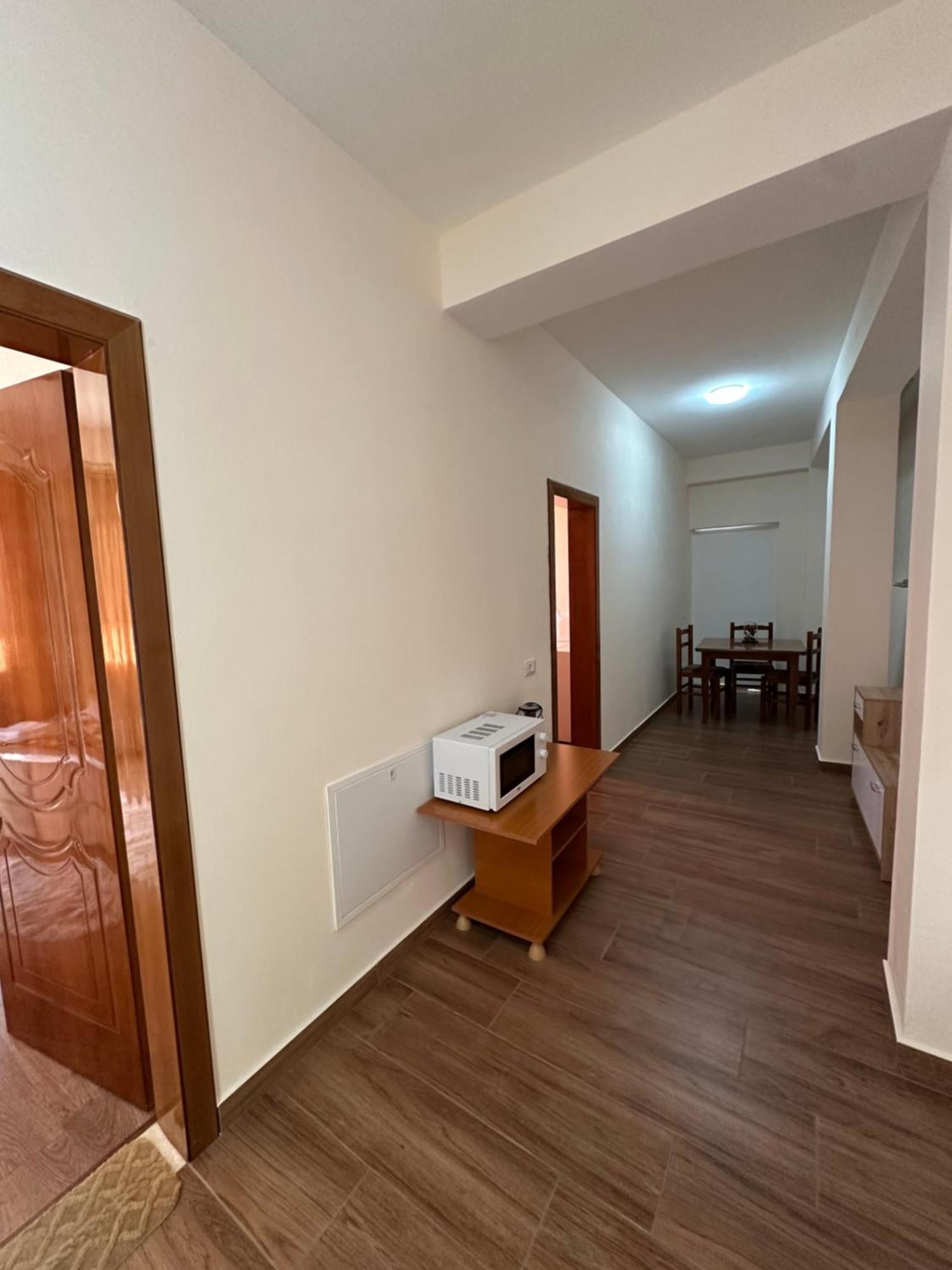 Guni Inn Krujë エクステリア 写真